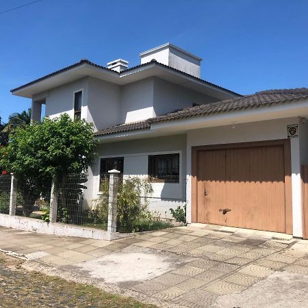 Sobrado Aconchegante Villa Torres Eksteriør bilde